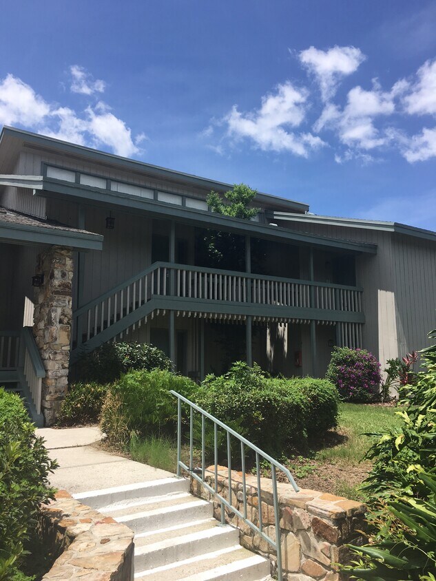 The outside of this first floor condo is warm and inviting; tranquility abounds. - 4193 Abbey Court