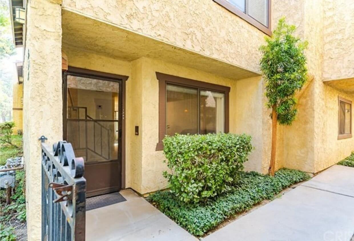Foto principal - 1342 W Avenue J4