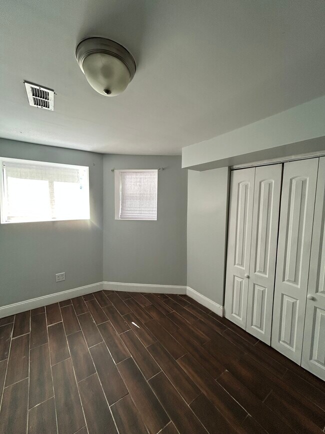 Foto del edificio - 1529 S Homan Ave