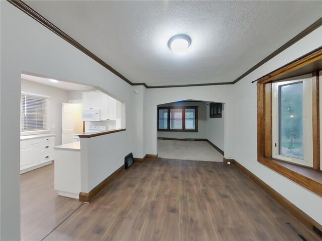 Building Photo - 2322 NE Stinson Pkwy