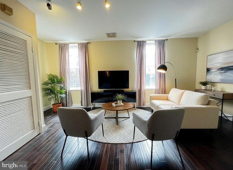 Foto principal - 443 Fairmount Ave