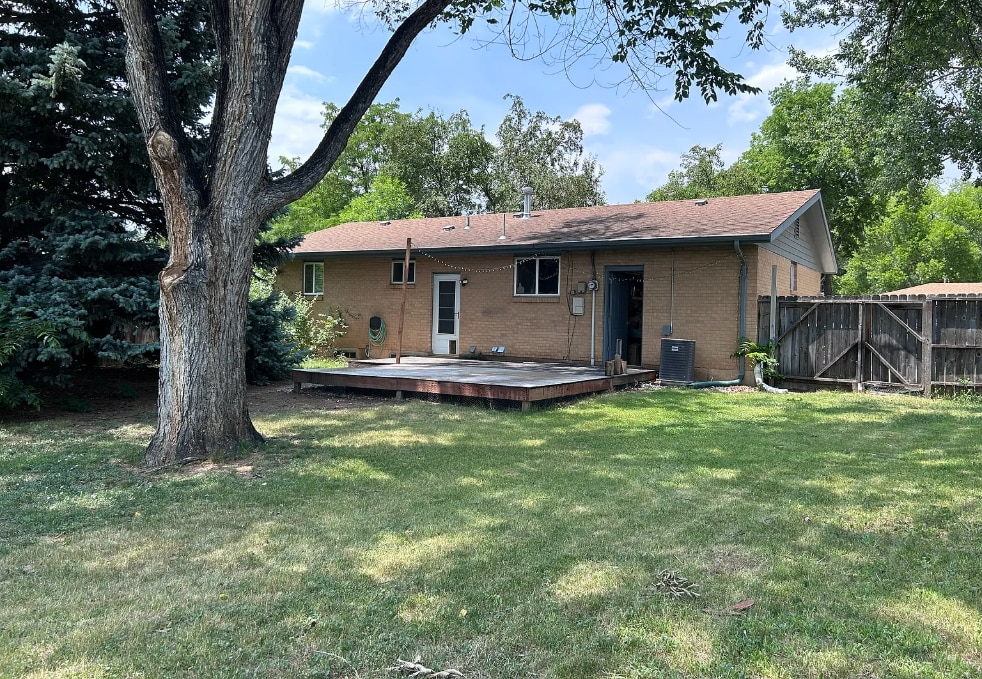 Building Photo - 2208 Stanford Rd