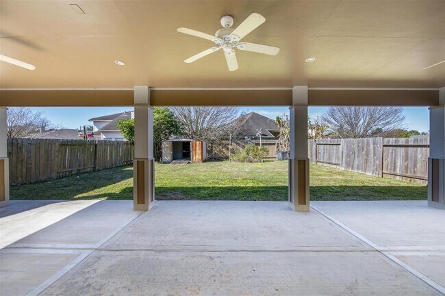 Building Photo - 9331 Stoneridge Canyon Ln
