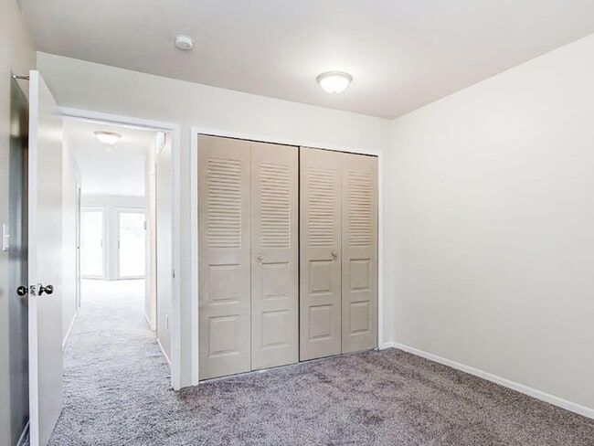 Large Closets - Hidden Cove