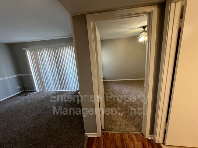 Building Photo - 6782 Quail Hollow Ct