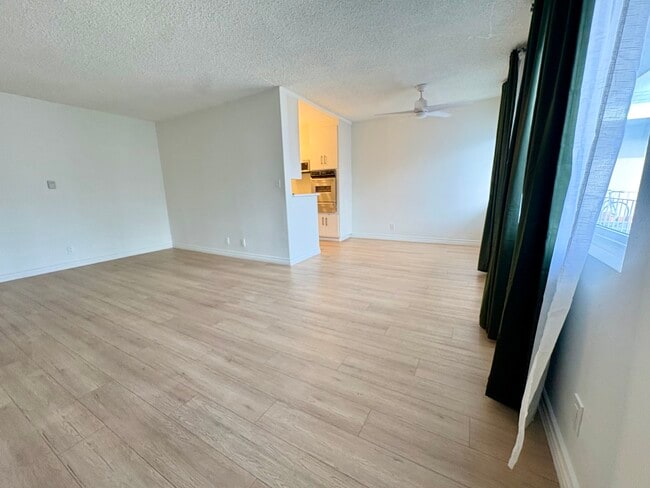 Building Photo - 11015 National Blvd