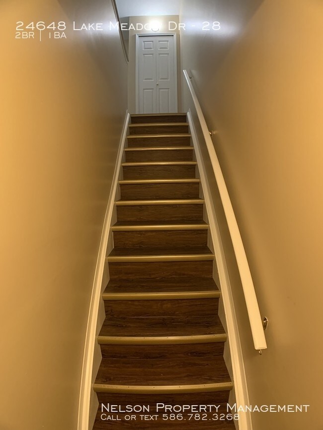 Foto del edificio - 24648 Lake Meadow Dr