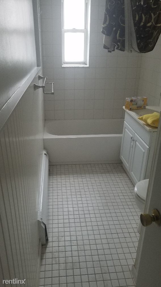 Foto del edificio - 2 br, 2 bath Apartment - 6010 Kennedy Blvd E