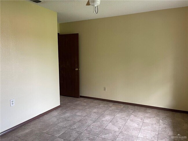 Foto del edificio - 2509 Erie Ave