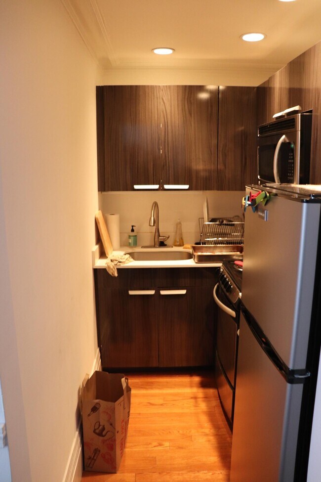 Foto del edificio - 249 Newbury St