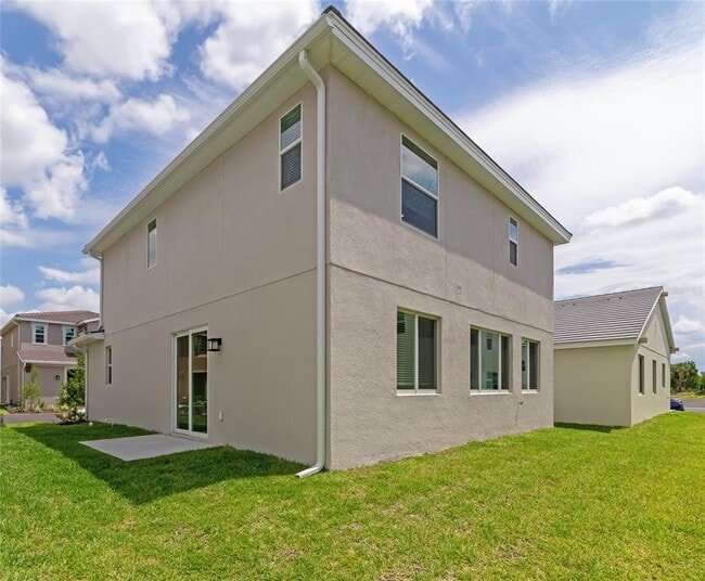 Building Photo - 12561 Cades Bay Cir