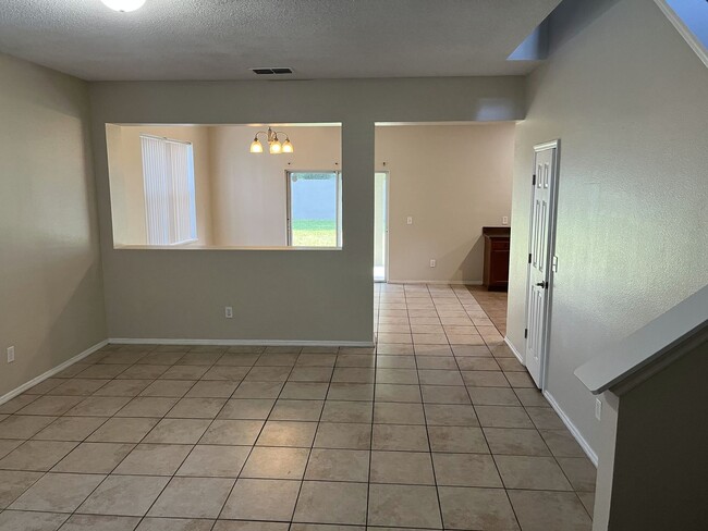 Building Photo - Single family home with lawncare included