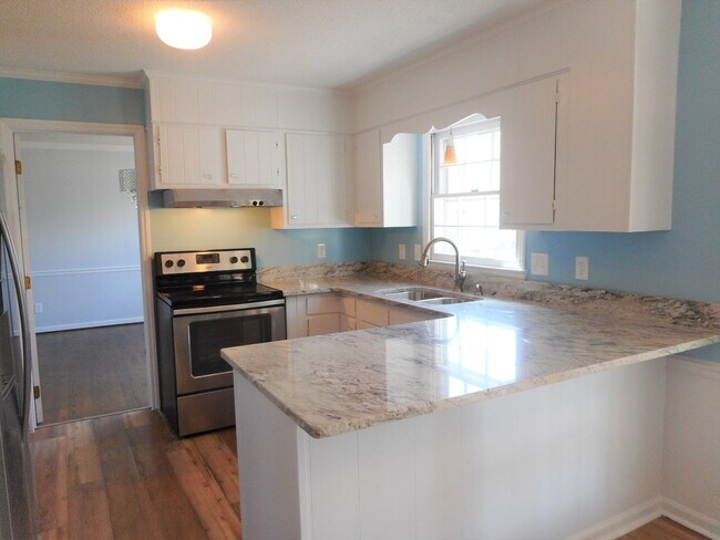 Foto del edificio - Northwest Greensboro NC Home for Lease