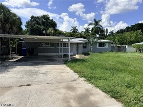 Building Photo - 3955 Seminole Ave