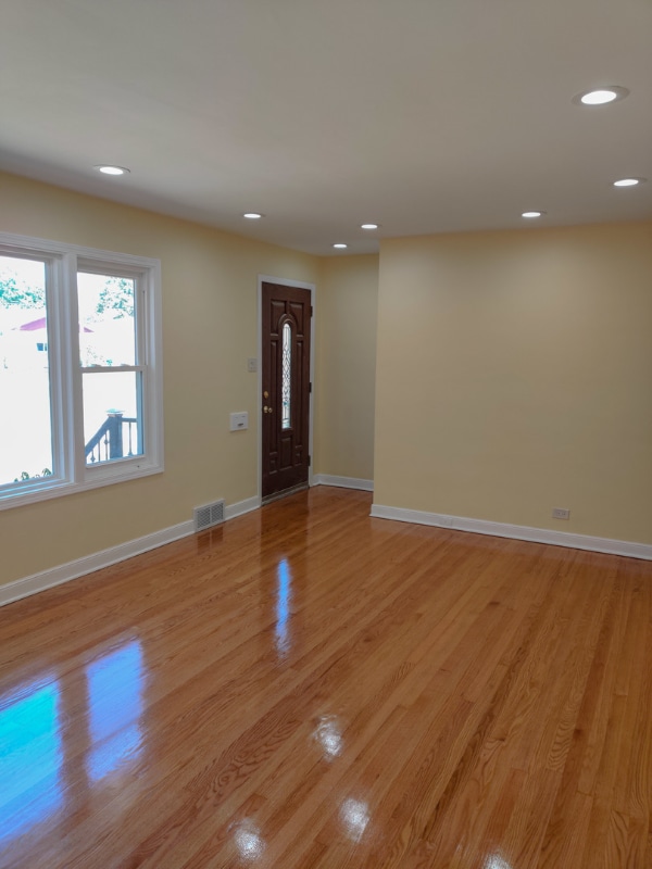 Foto del edificio - 4629 W 99th St