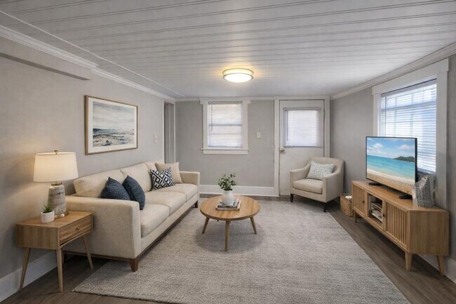Foto del edificio - Cumberland Drive Triplex