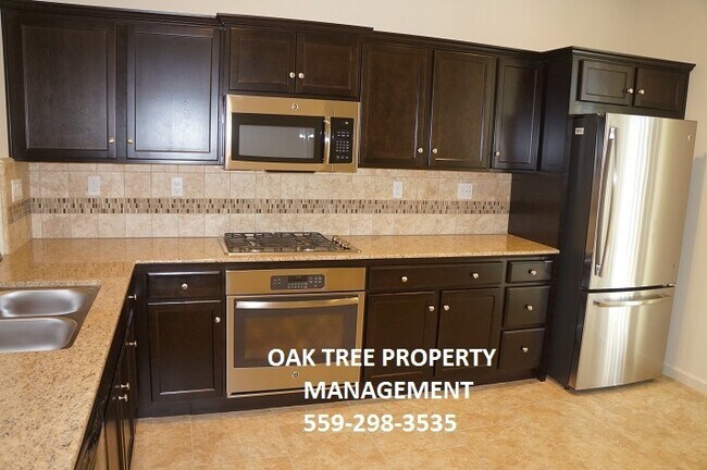 Foto del edificio - 3533 Magnificent Way (Barstow/DeWolf) ~ "C...