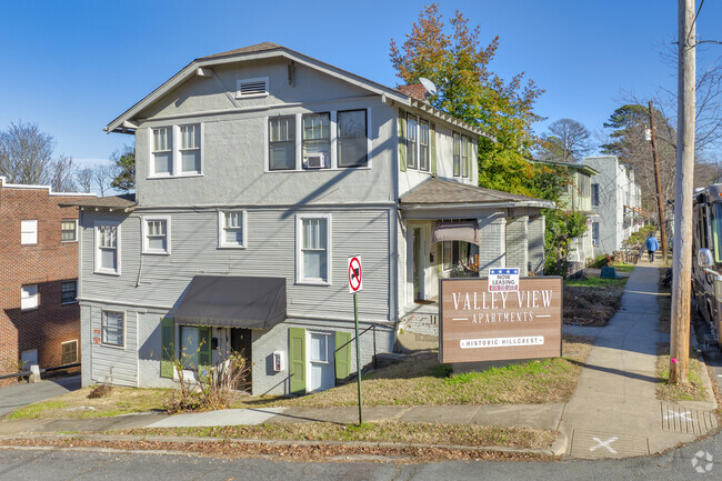 Apartment signage - Valley View