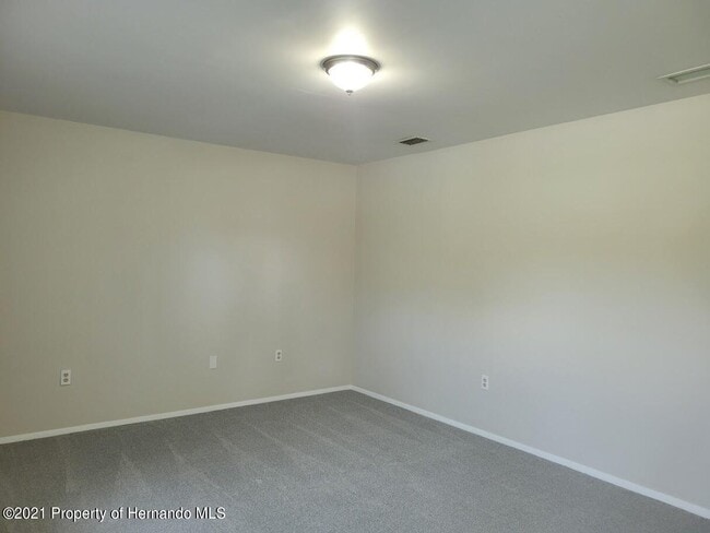 Building Photo - 11152 Montcalm Rd