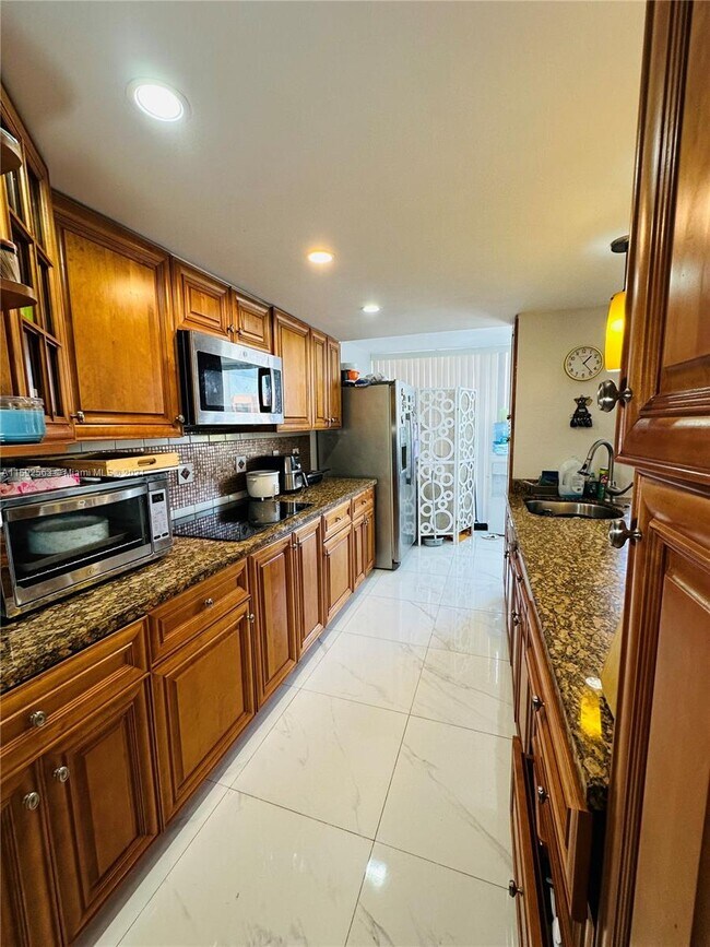 Foto del edificio - 9441 SW 4th St