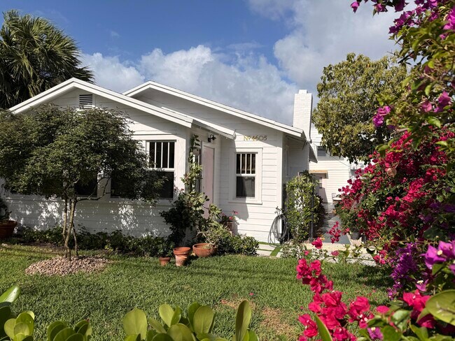 Foto del edificio - 4605 Garden Ave