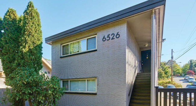 6526-rainier-ave-s-seattle-wa-primary-ph