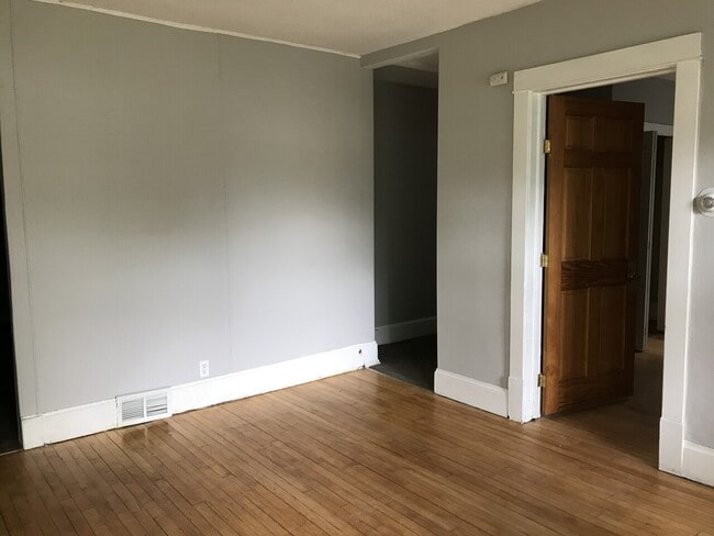 Foto del edificio - 2320 5th St NE