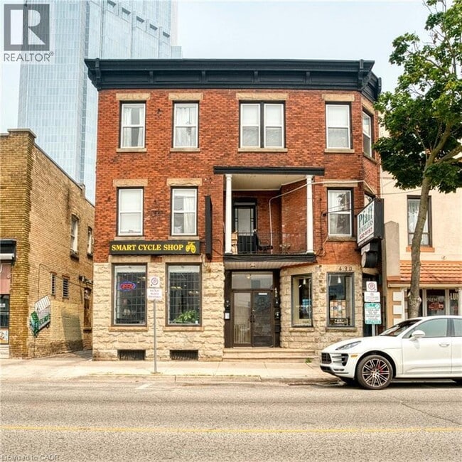 Building Photo - 432 Clarence St