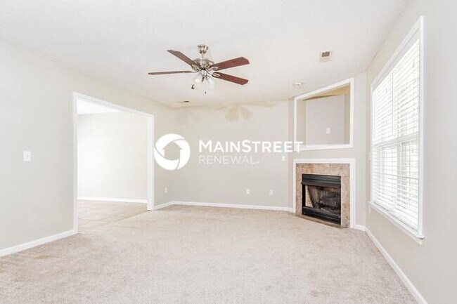 Foto del edificio - 4 Bedroom Pet-Friendly Home in Gibsonville, NC with Main Street Renewal