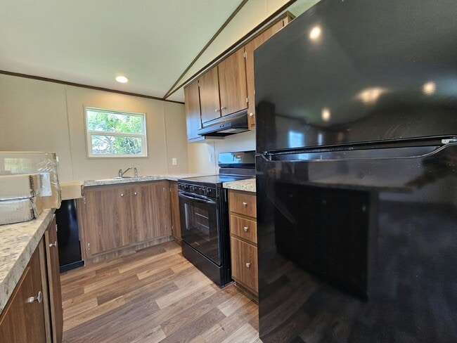 Building Photo - 1089 Myakka Dr