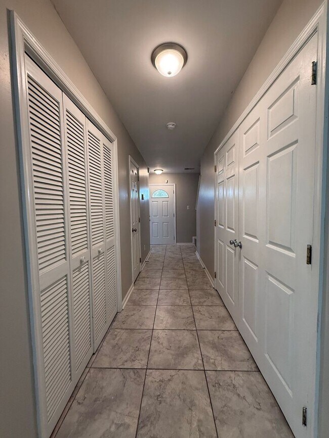 Building Photo - Spacious 4-Bedroom Home in Desirable Lee’s Mill! "ASK ABOUT OUR ZERO DEPOSIT"