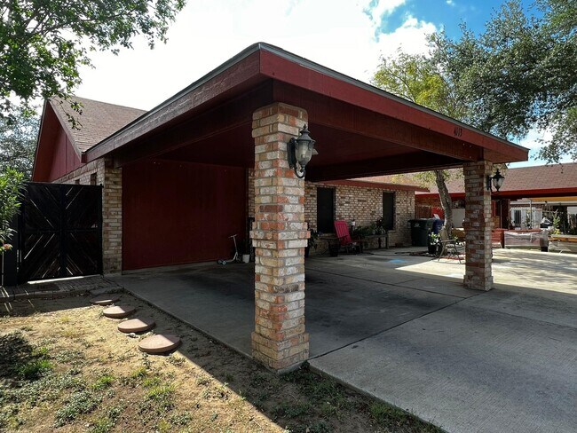 Building Photo - 4113 Declaration Dr