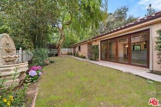 Building Photo - 3370 Camino de la Cumbre