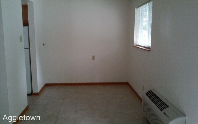 Foto del edificio - 1 br, 1 bath House - 2716 Brockman