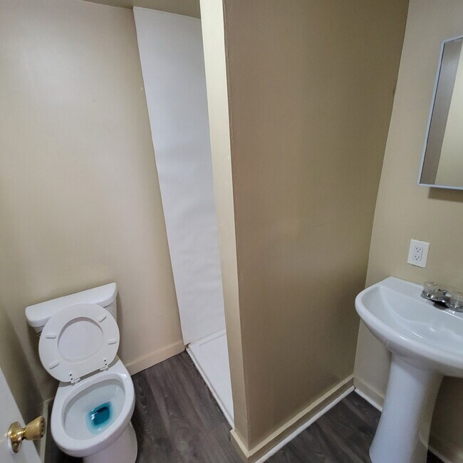 Foto del edificio - Near Eastside 3BR/2BA House w/Garage!