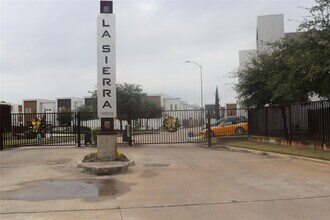 Building Photo - 5403 Tocayo Pl