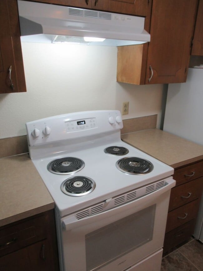 Foto del edificio - One Bedroom Apartment Close to Downtown