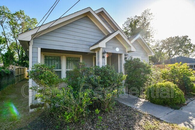 Building Photo - 3344 Anita St