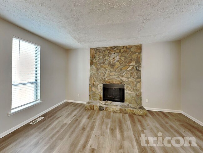 Foto del edificio - 5577 Mountain Park Way