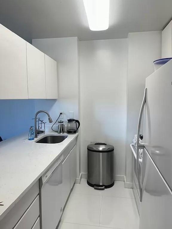 Building Photo - 0 bedroom in New York NY 10003