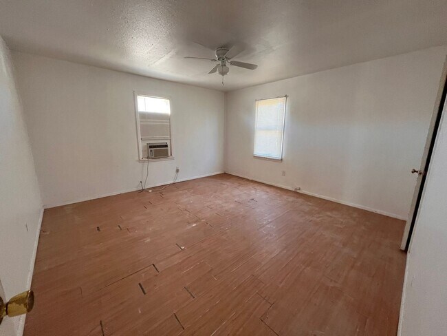 Foto del edificio - 2 br, 1 bath House - 1514 N Michigan (819)
