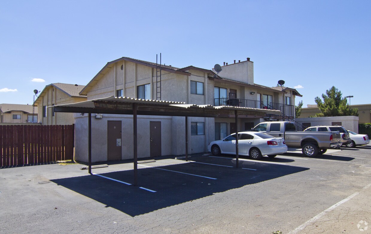 Building Photo - 3400 Loyalton Ave