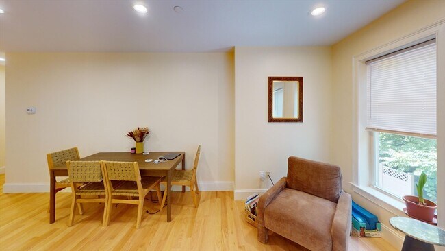 Foto del edificio - 5165 Washington St