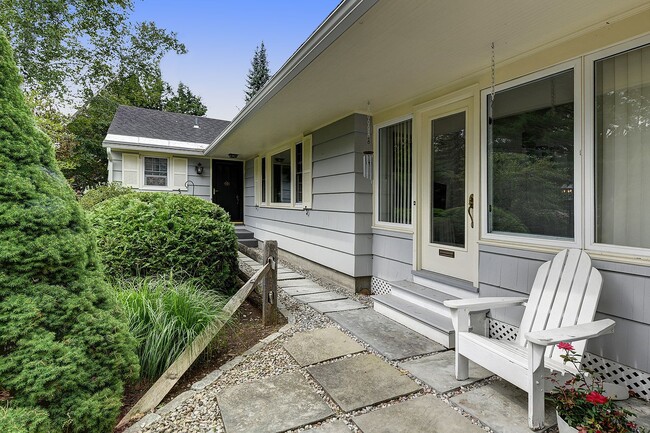 Building Photo - 21 Valentine Rd