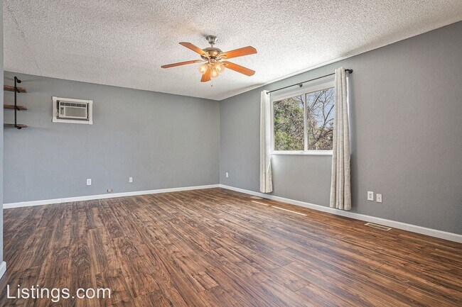 Building Photo - 3 br, 2 bath House - 4922 Cita Dr