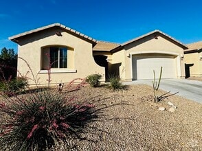 Building Photo - 8464 N Mountain Stone Pine Way