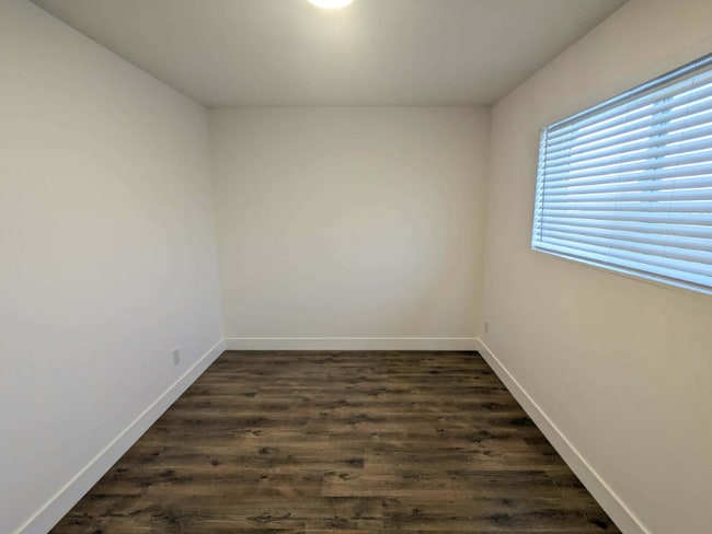 Building Photo - 341 E 2700 N