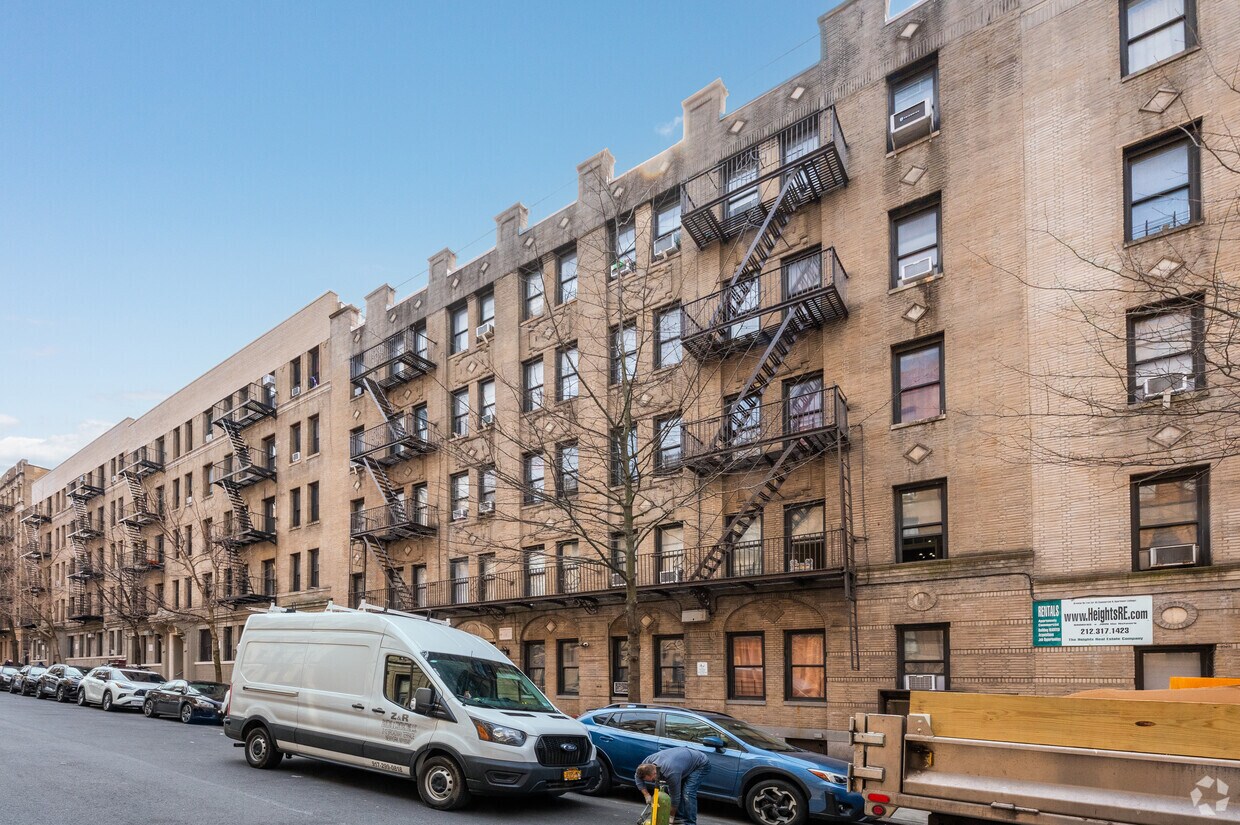 Fotografía del edificio - 650 W 171st St