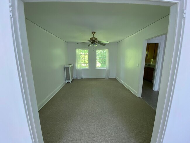 Dining Room - 16 Farrell St