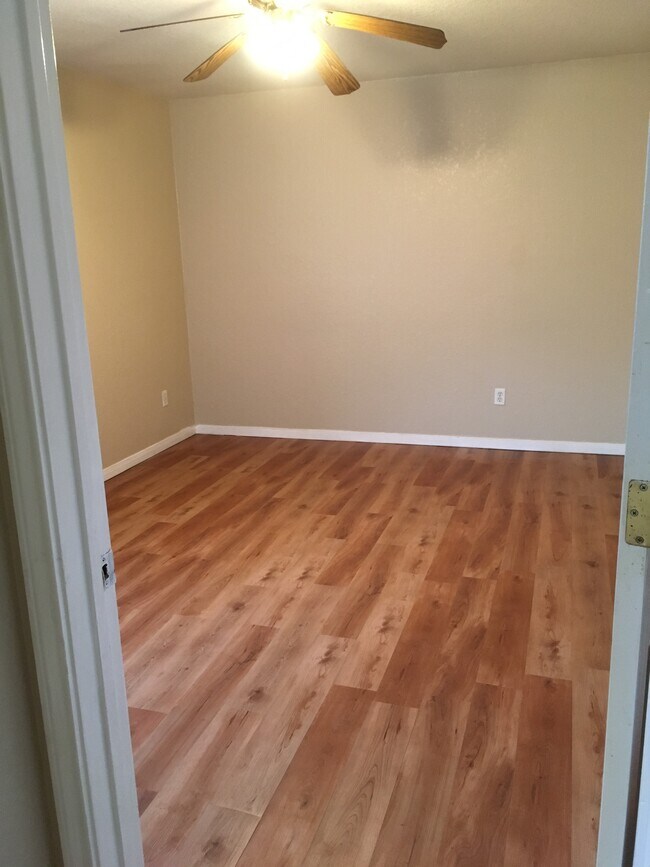 Building Photo - 3011 Cantabrian Drive